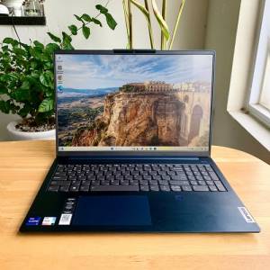 Lenovo Ideapad Slim 5 16IRL8